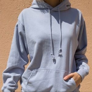 Brandy Melville Pullover Hooded Sweatshirt.